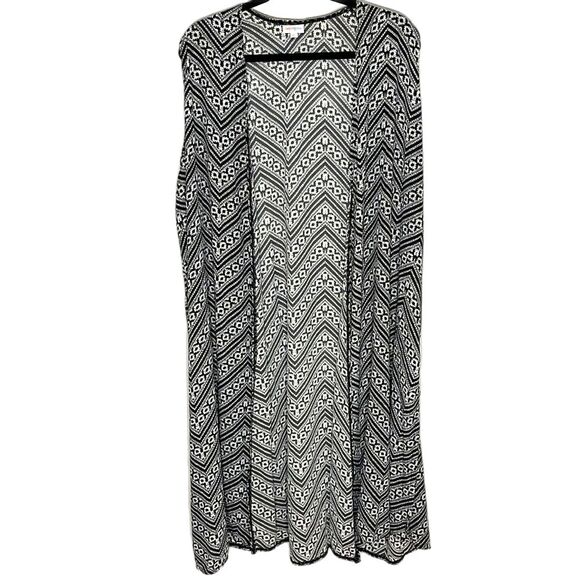 LuLaRoe Kimono Vest Black White Patterned Size XL - Picture 1 of 6